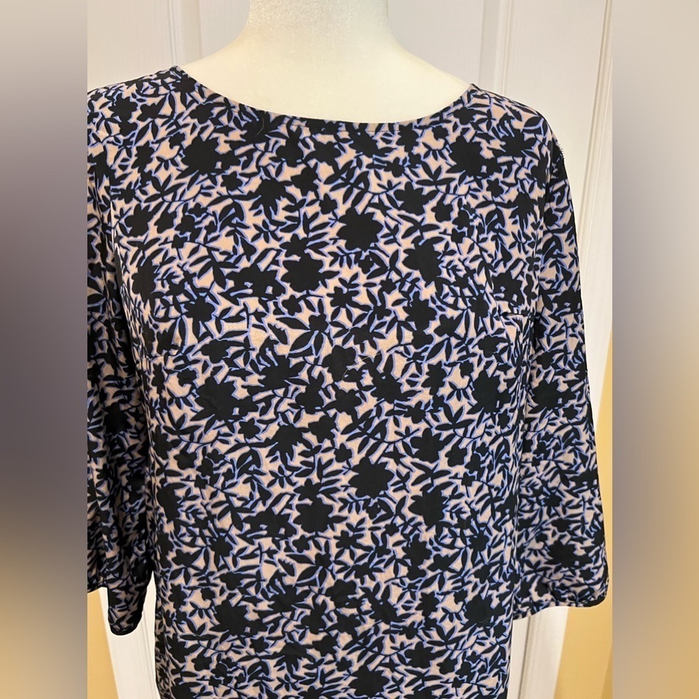Old Navy Women’s Floral Dress Long Sleeve Purple Black Size medium - Picture 4 of 6